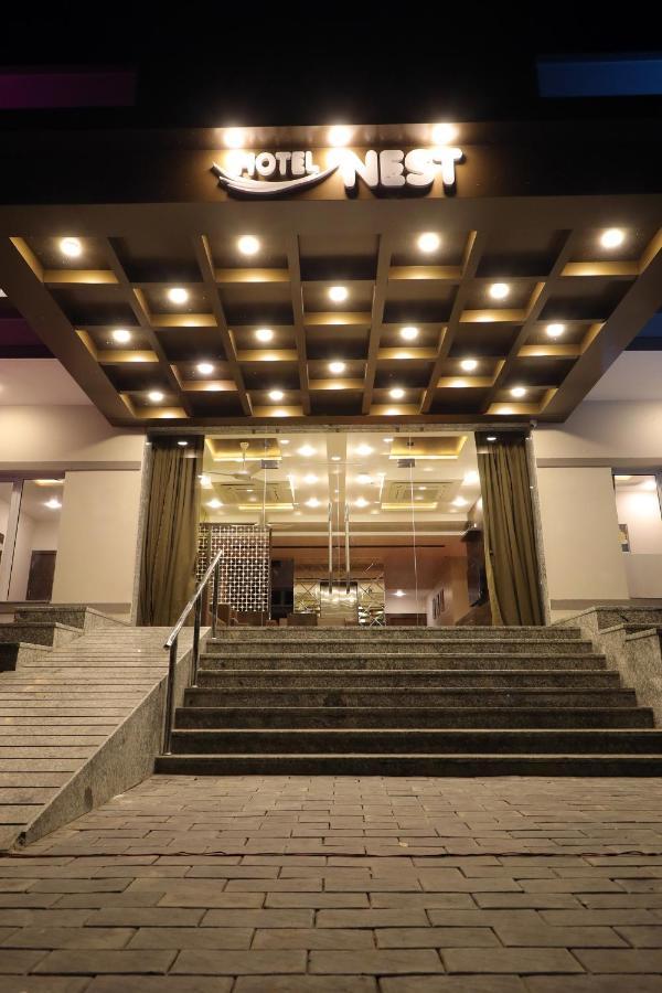 Hotel Nest Bhudzs Kültér fotó